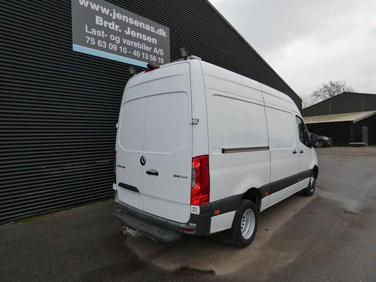 Mercedes Sprinter 516 2,2 CDi A2 Kassevogn RWD