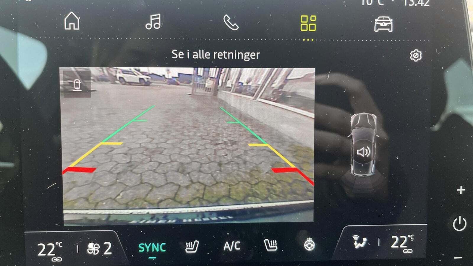 Hvid Renault Megane E-Tech fra 2023