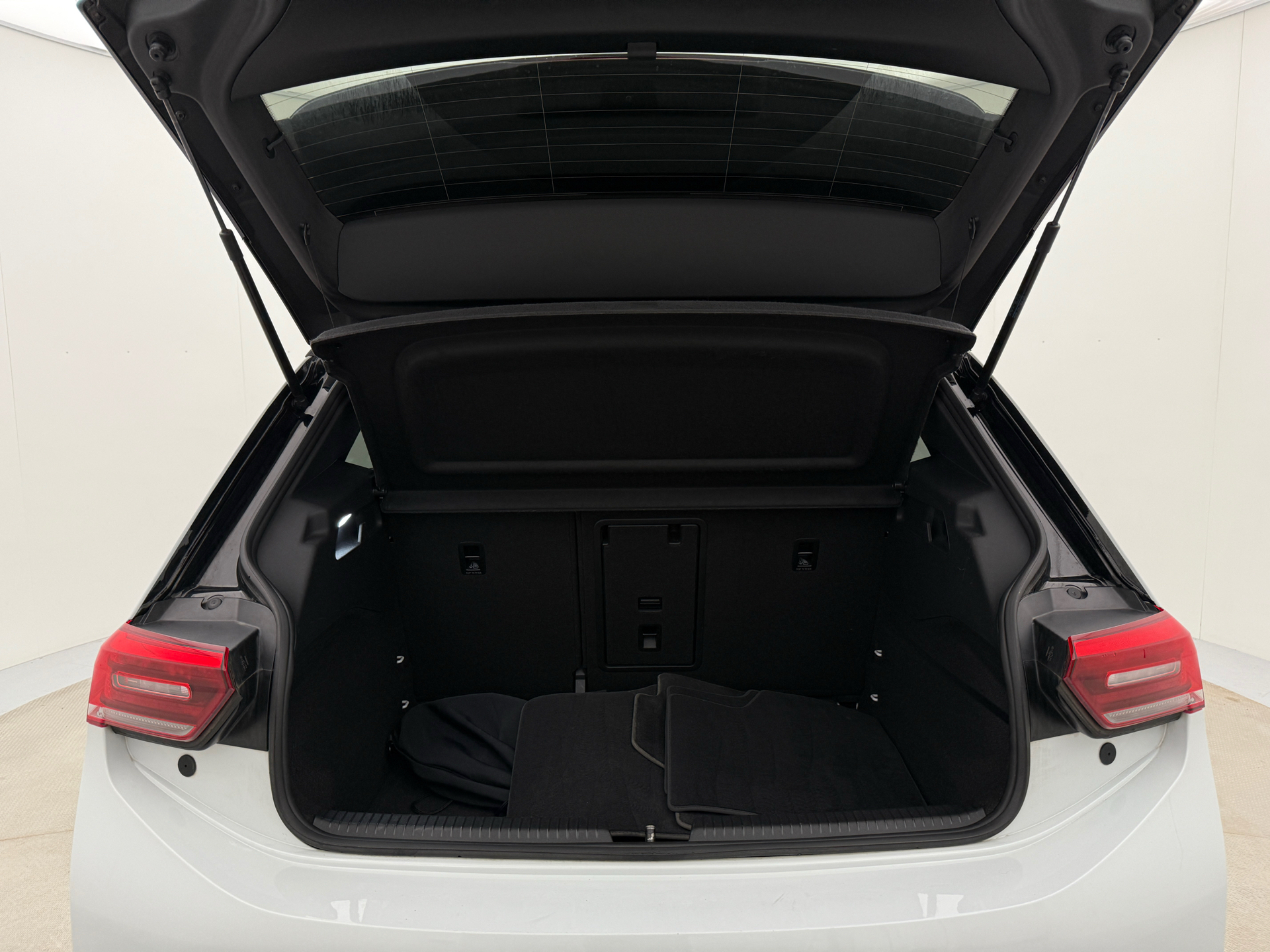 Hvid VW ID.3 fra 2021