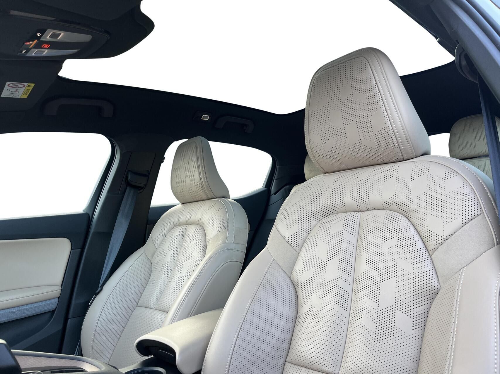 Hvid Polestar 2 fra 2023