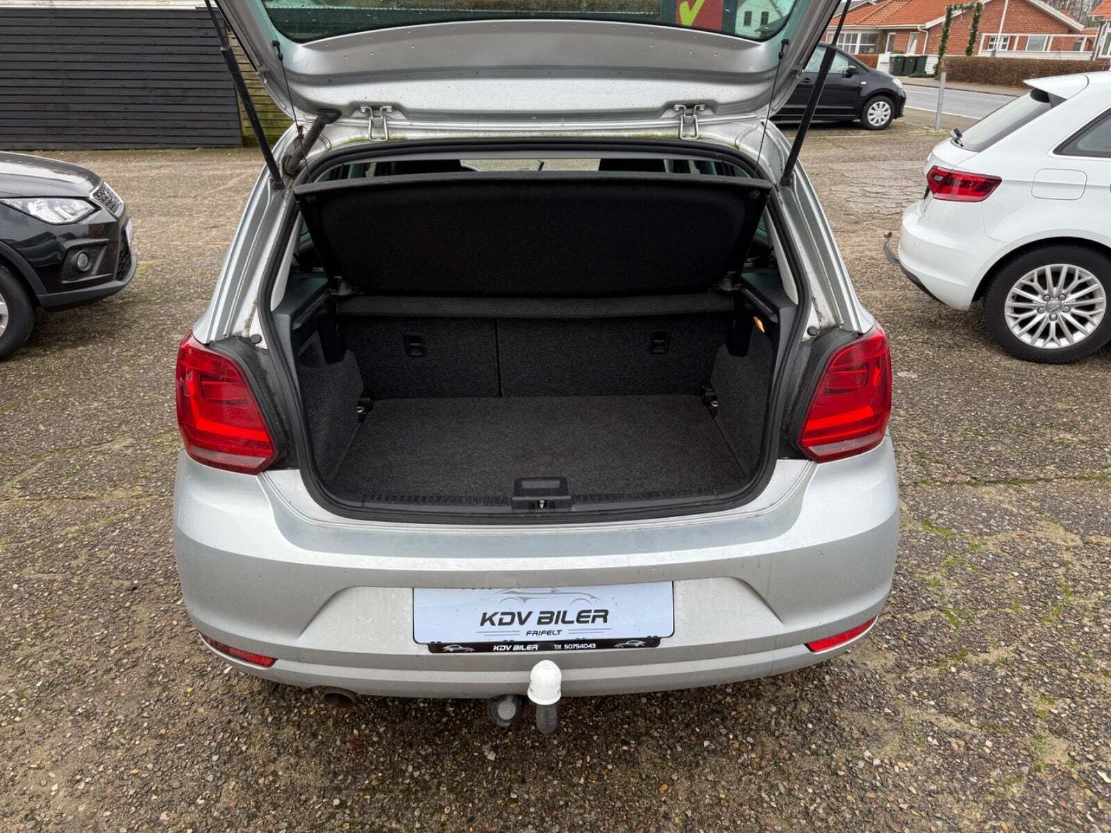 Grå VW Polo fra 2016