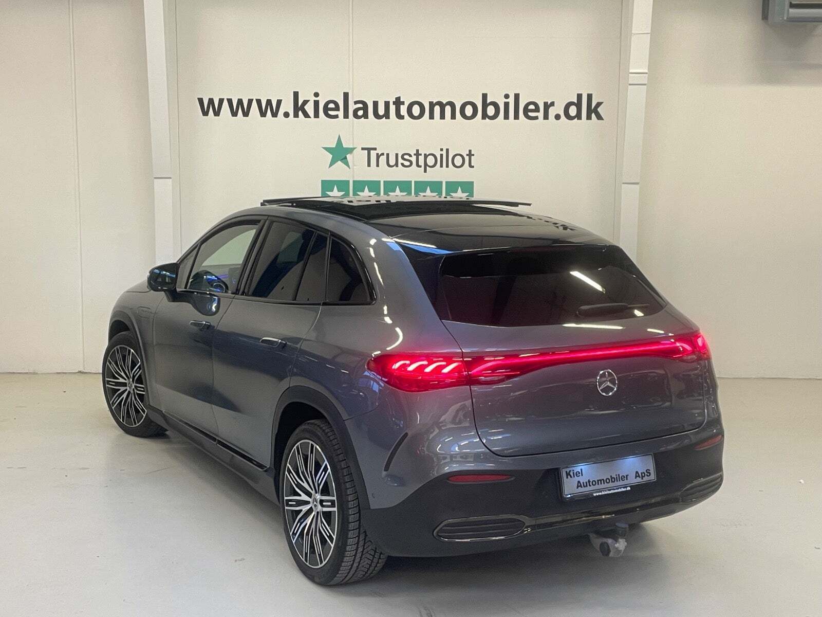 Mercedes EQE300 SUV AMG Line