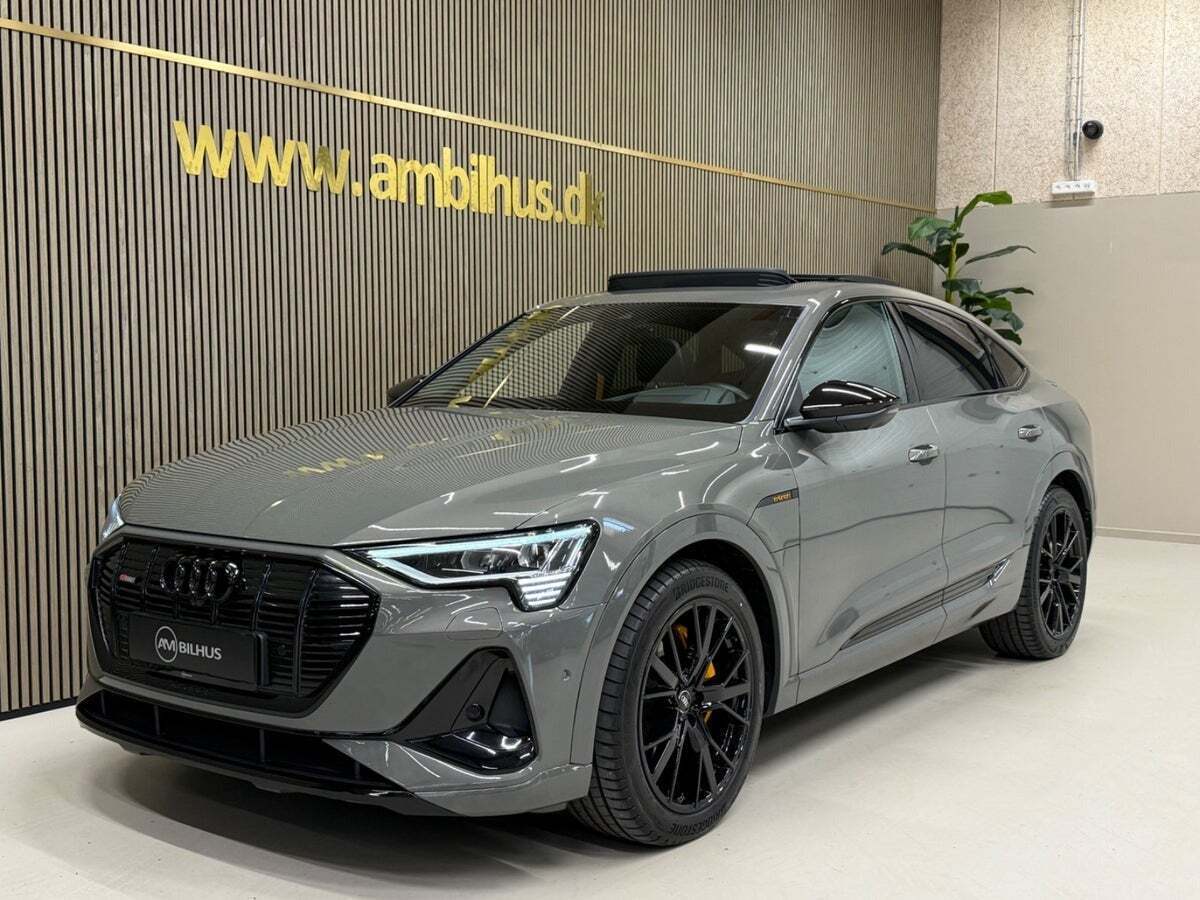 Audi e-tron 55 Black Edition S-line Sportback quattro