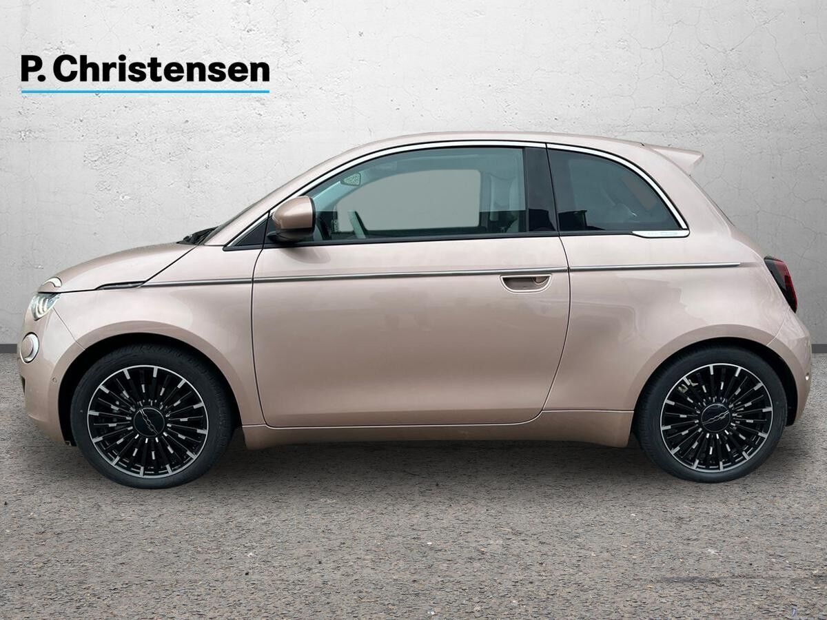 Fiat 500e 42 la Prima 3+1