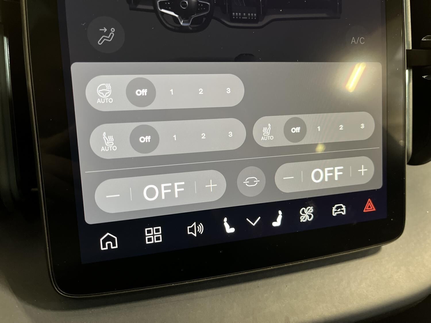 Sort Volvo EX30 fra 2024