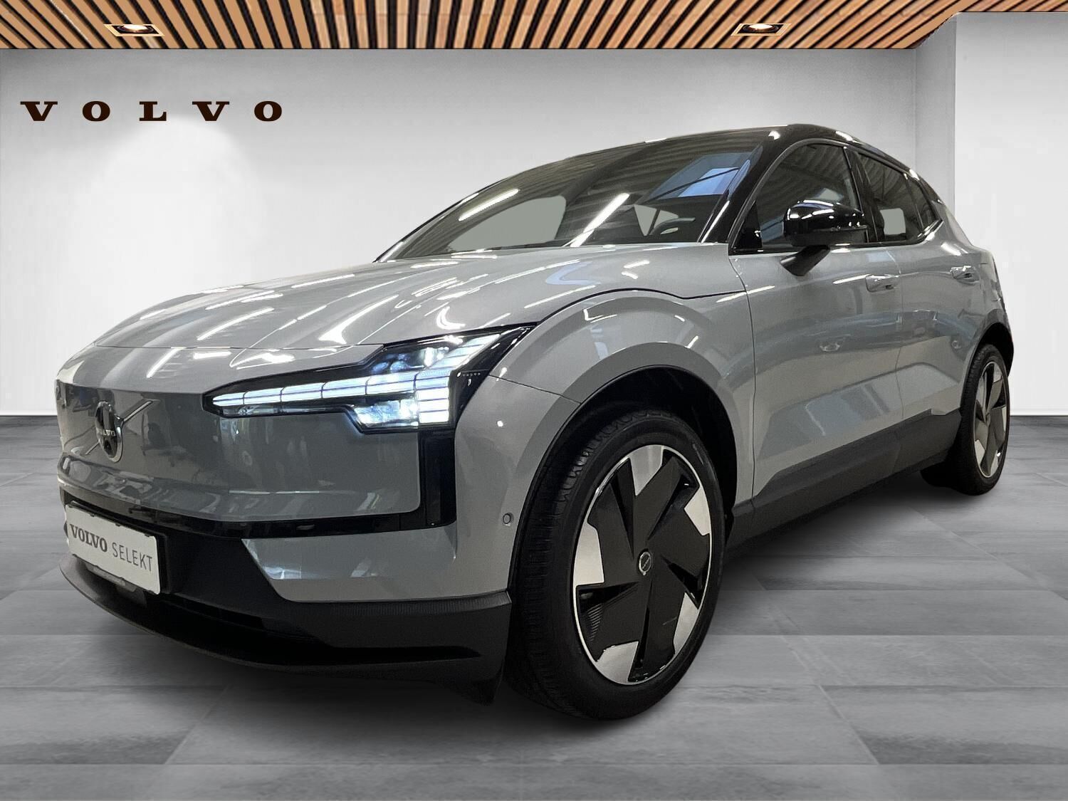 Volvo EX30 Extended Range Ultra