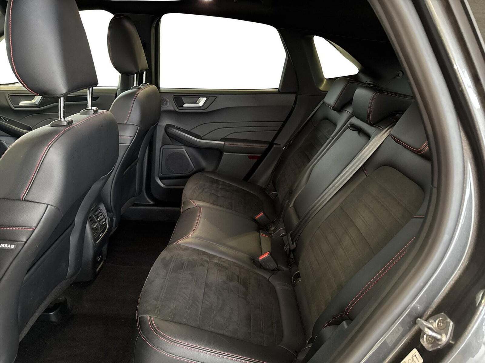 Ford Kuga 2,5 PHEV ST-Line X CVT