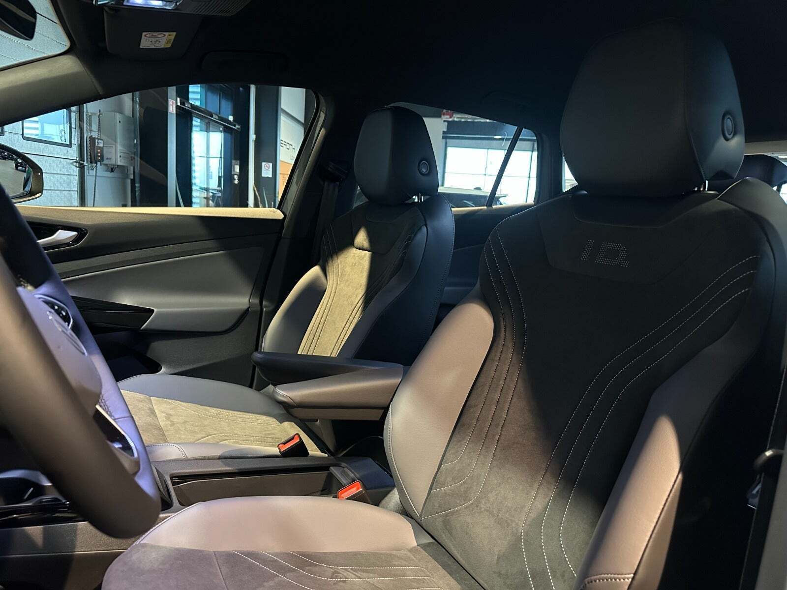 Grå VW ID.4 fra 2026