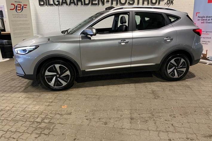 Sølv MG ZS fra 2022