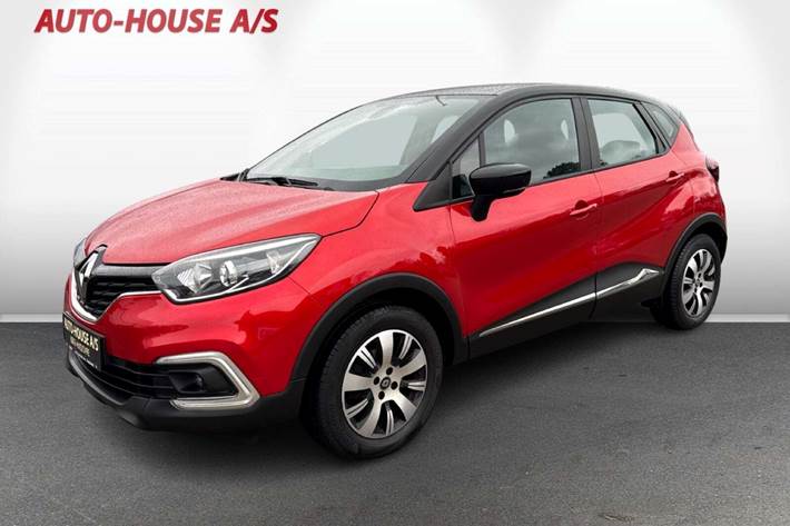 Grå Renault Captur fra 2019 set udefra