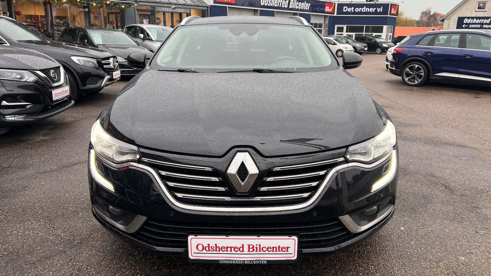 Sort Renault Talisman fra 2016