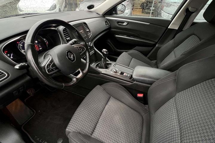 Sort Renault Talisman fra 2016