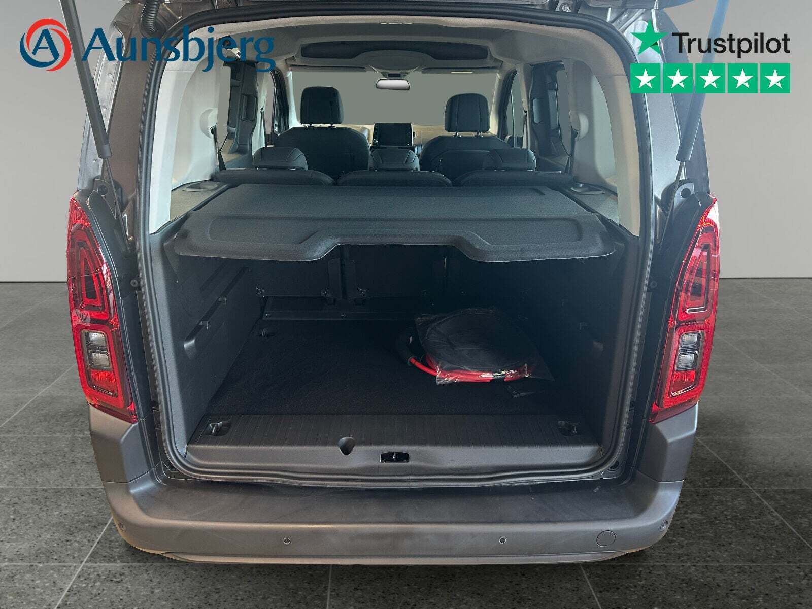 Grå Citroën ë-Berlingo fra 2023