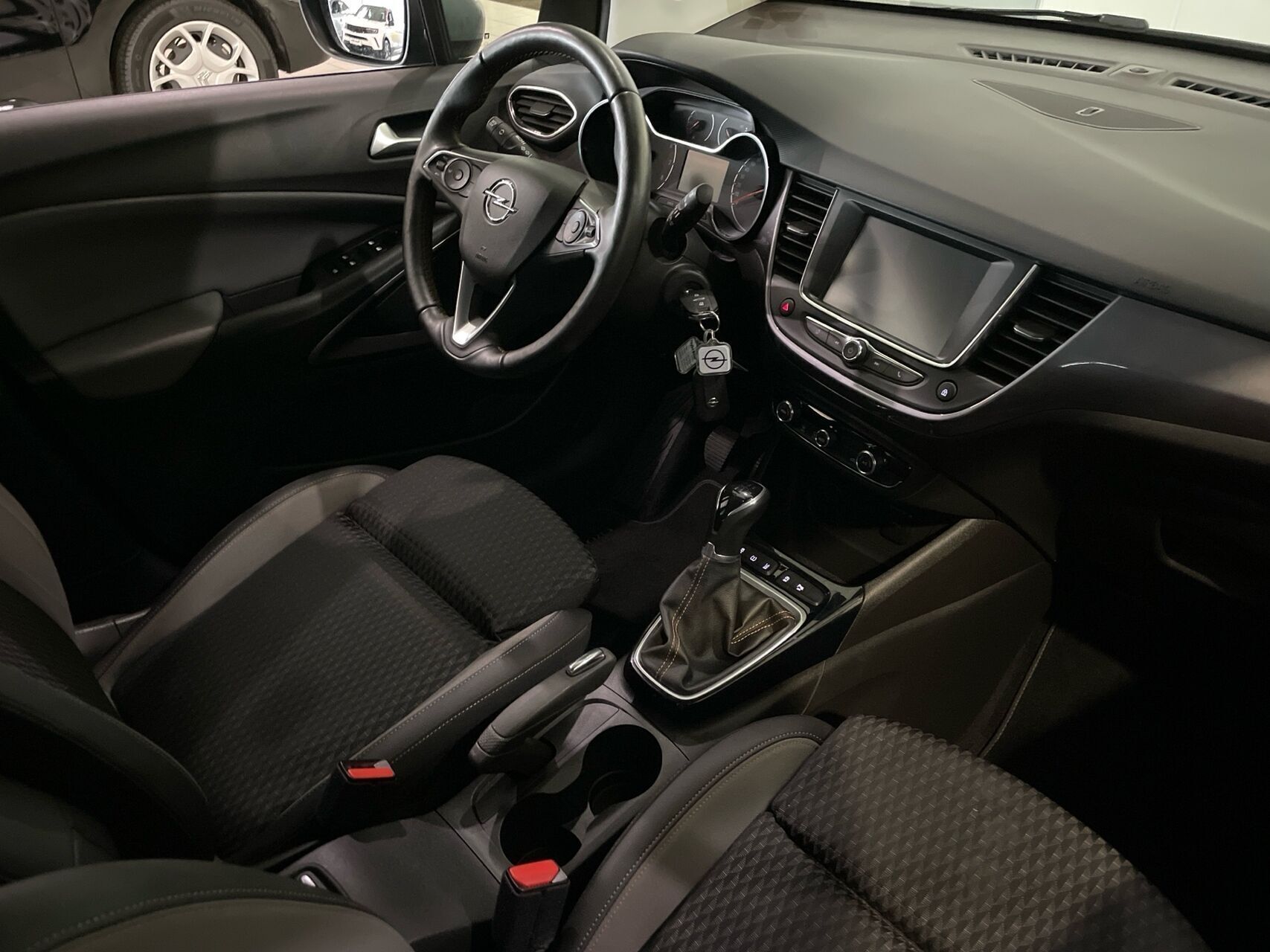 Opel Crossland X 1,2 Impress 83HK 5d