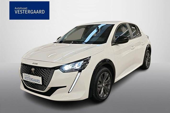 Hvid Peugeot e-208 fra 2022 set udefra