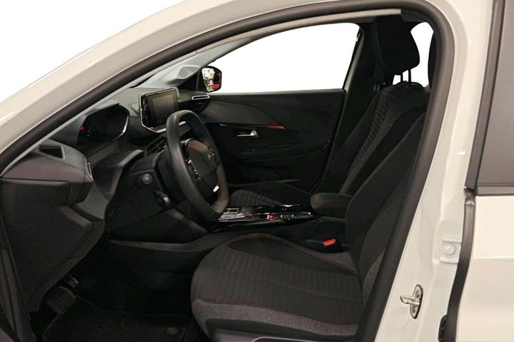 Hvid Peugeot e-208 fra 2022