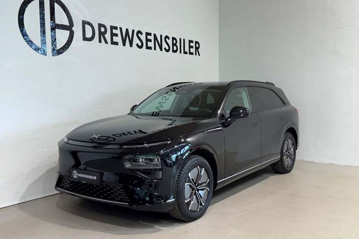 Sort Xpeng G9 fra 2024