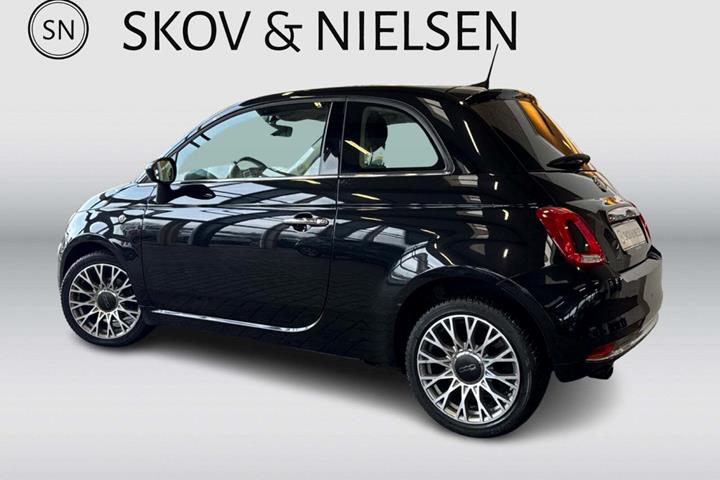 Sort Fiat 500 fra 2018