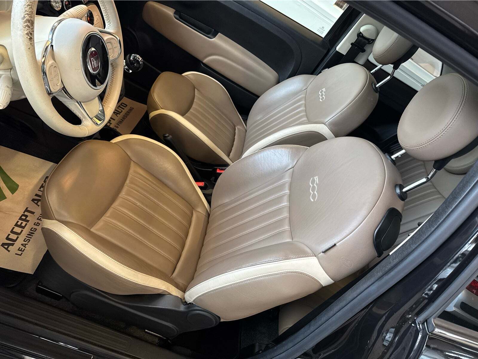 Sort Fiat 500 fra 2018
