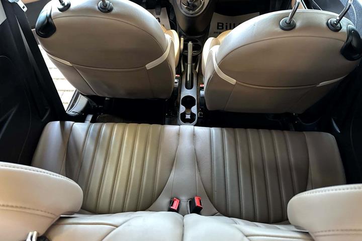 Sort Fiat 500 fra 2018