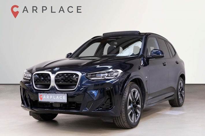 Sort BMW iX3 fra 2023 set udefra