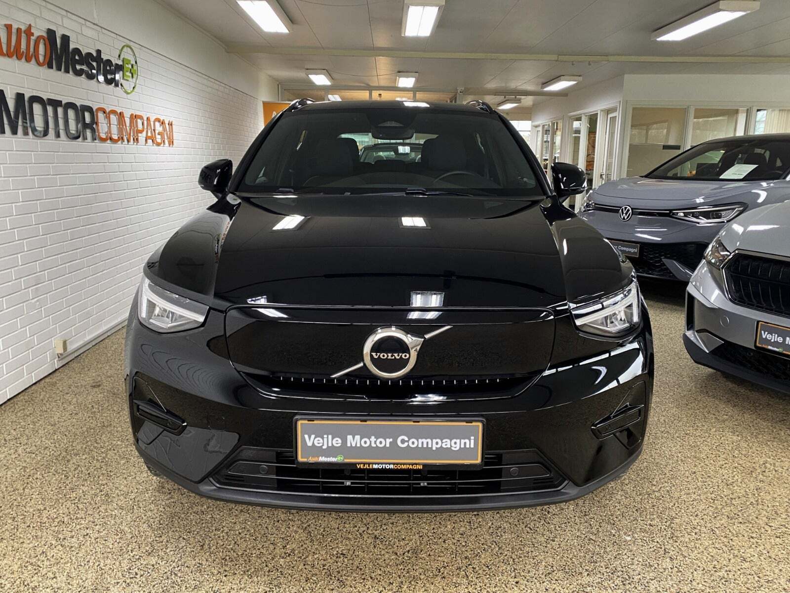 Volvo XC40 P6 ReCharge Core