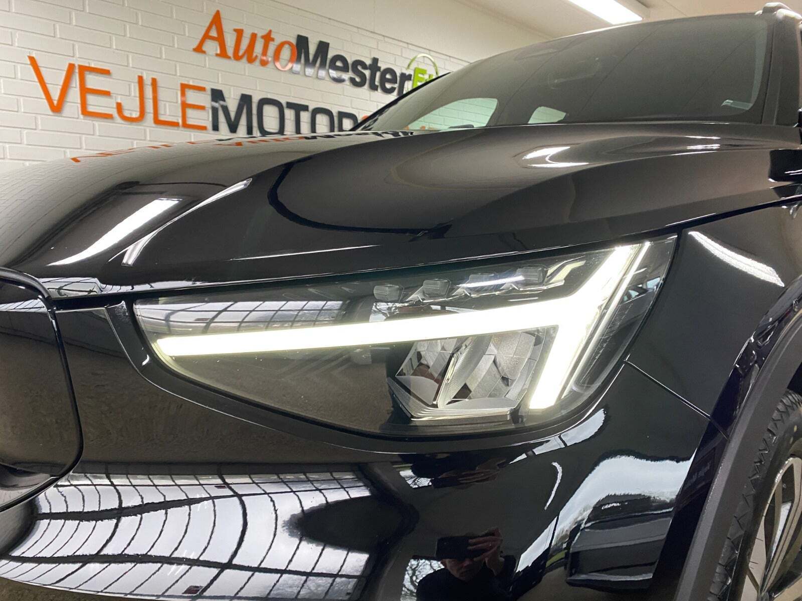 Sort Volvo XC40 fra 2022