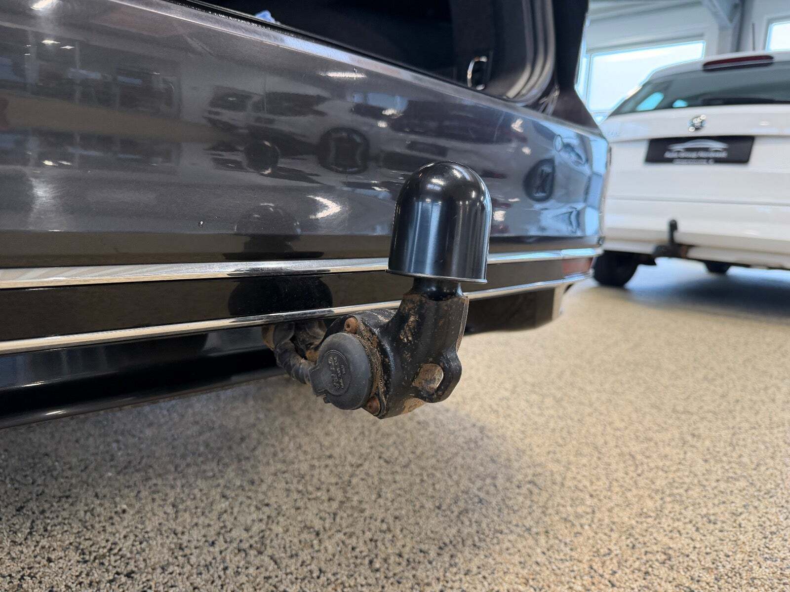 Grå VW Passat fra 2020