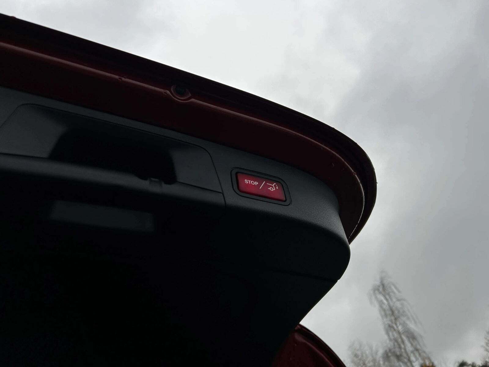 Rød Mercedes EQA250+ fra 2025