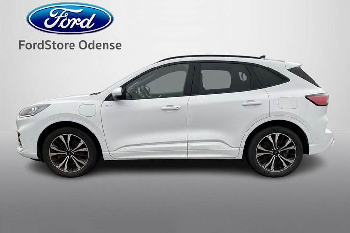 Hvid Ford Kuga fra 2021