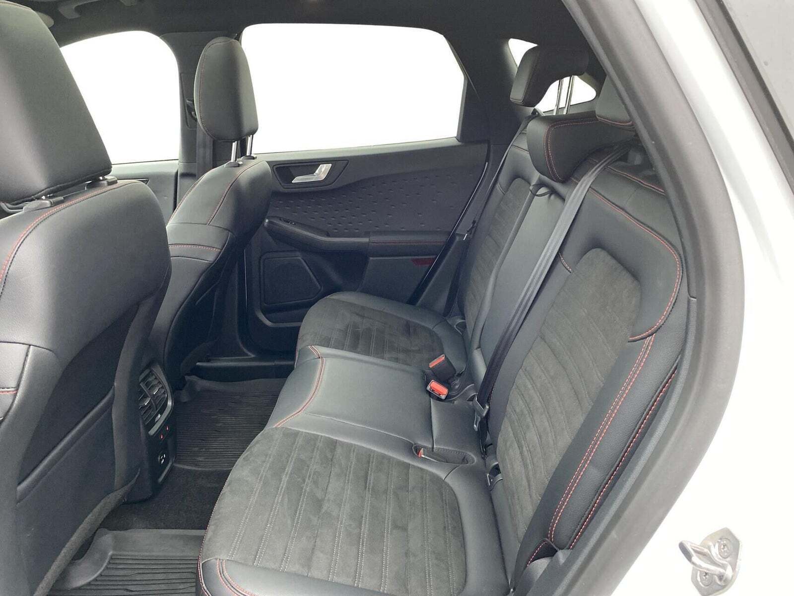 Ford Kuga 2,5 PHEV ST-Line X CVT