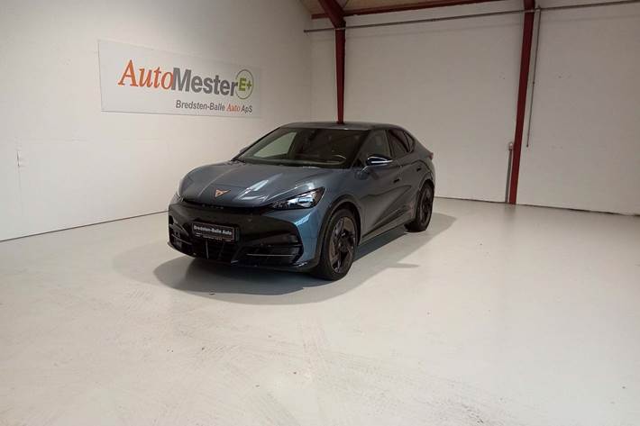 Blå Cupra Tavascan fra 2025