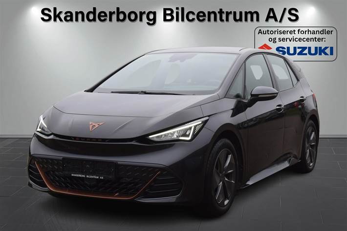 Grå Cupra Born fra 2022 set udefra