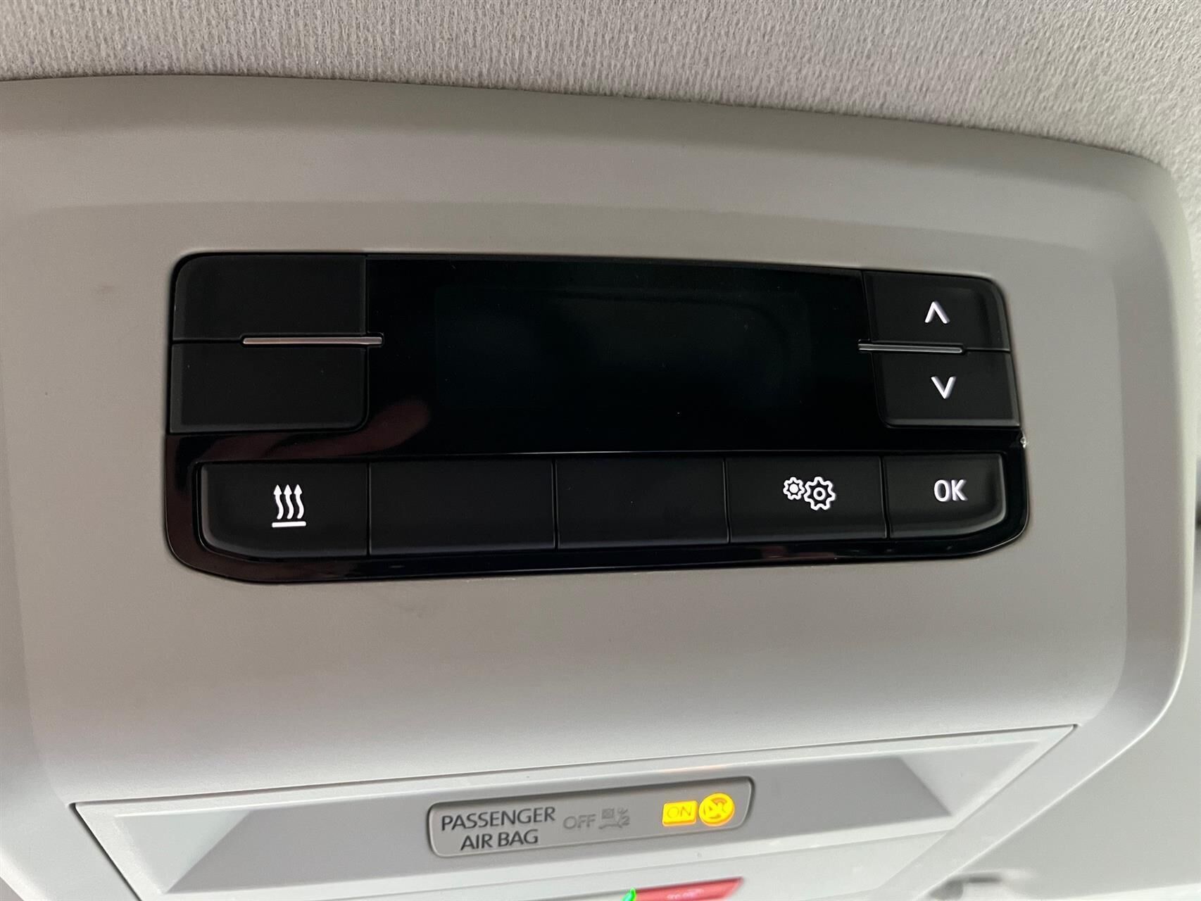 Hvid VW Transporter fra 2024