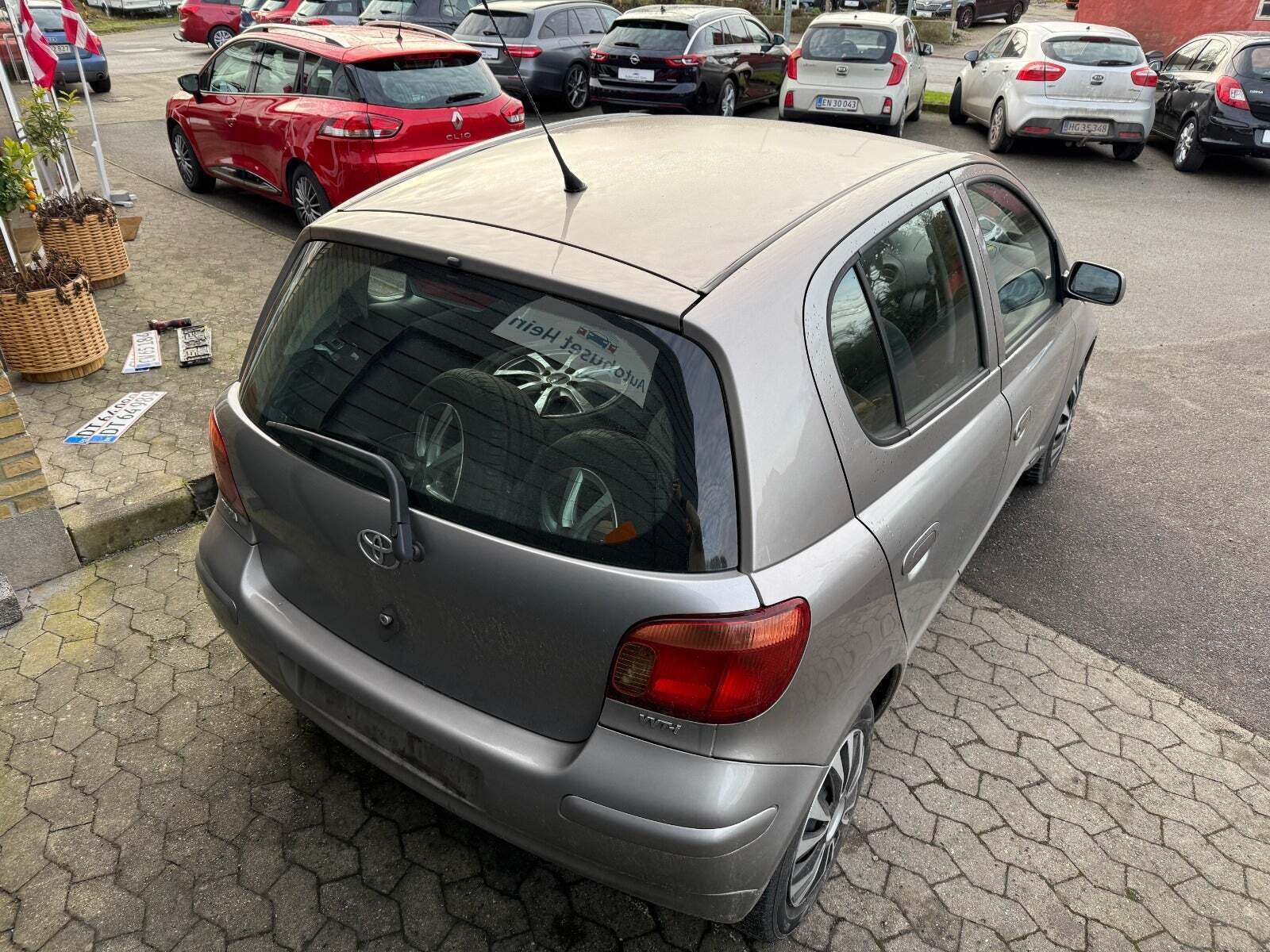 Toyota Yaris 1,3 VVT-i Sol aut.