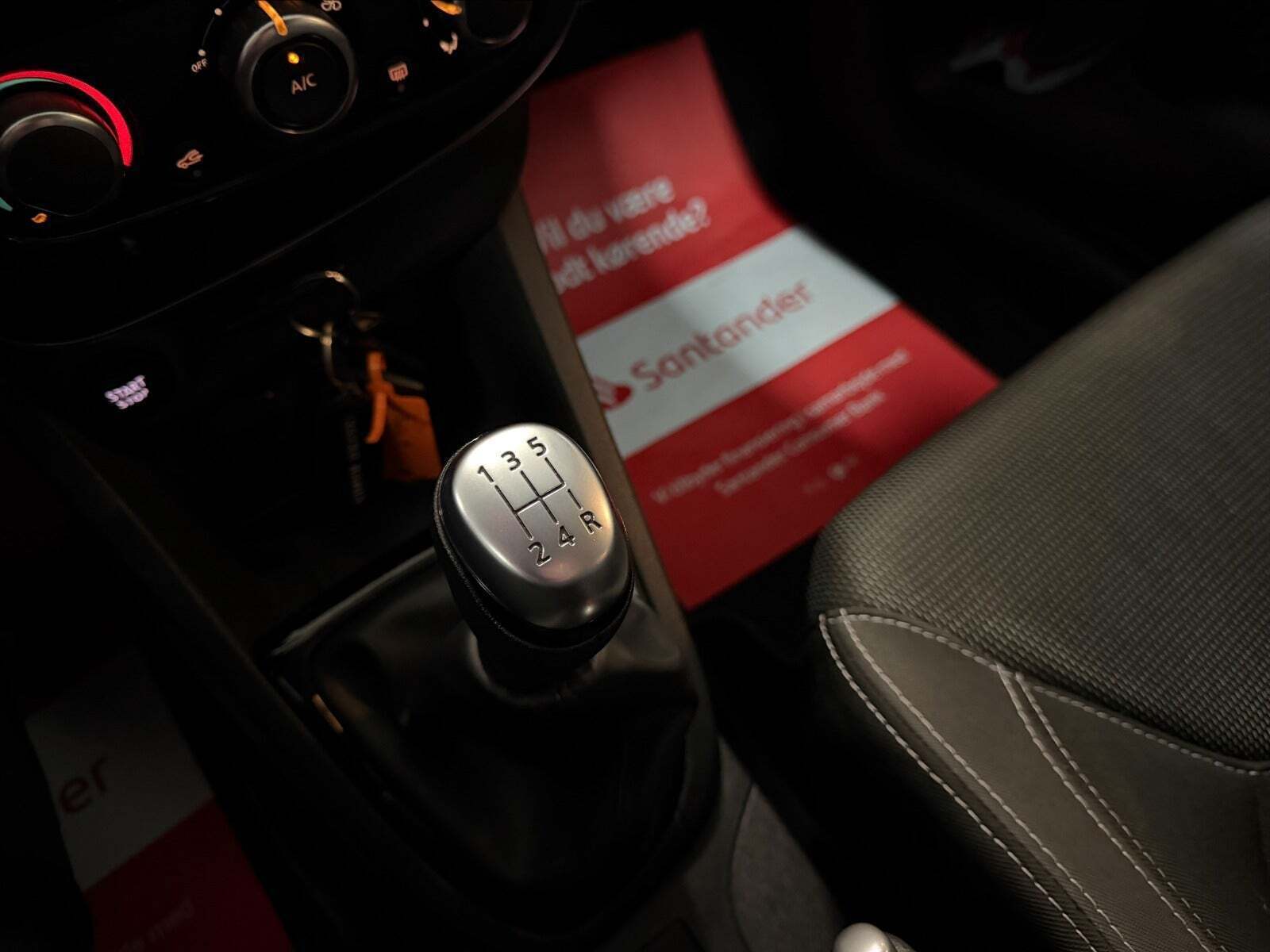 Sort Renault Clio IV fra 2019