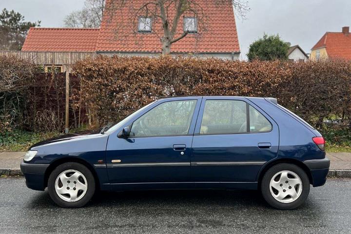 undefined Peugeot 306 fra 1998 set udefra