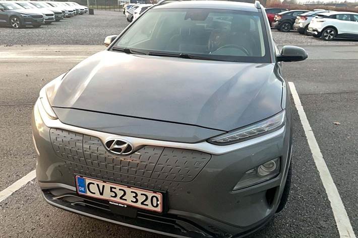 Grå Hyundai Kona fra 2020