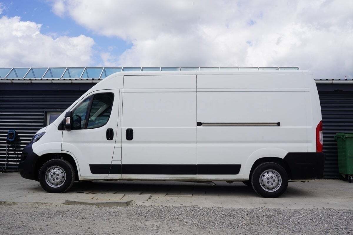 Peugeot Boxer 333 2,0 BlueHDi 130 L3H2 Premium+