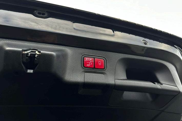 Sort Mercedes CLA250 e fra 2021