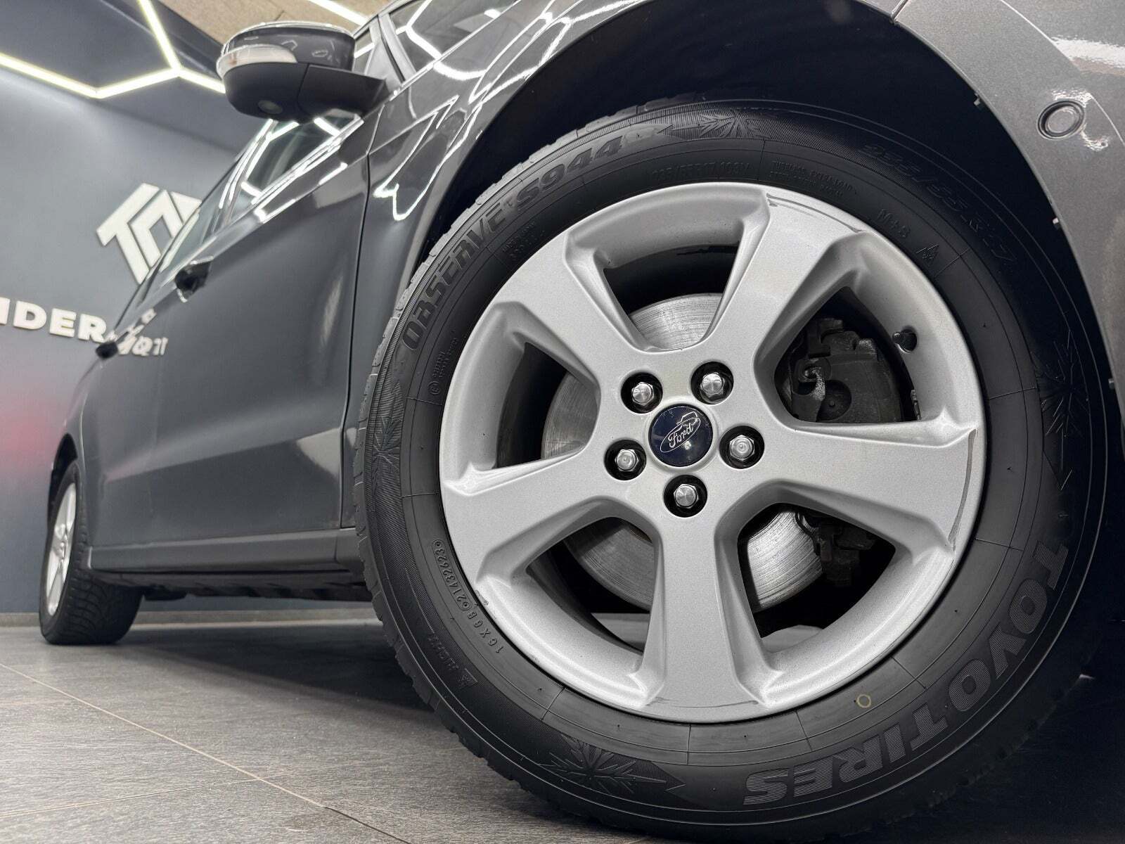 Ford Galaxy 2,0 TDCi 210 Titanium aut. 7prs