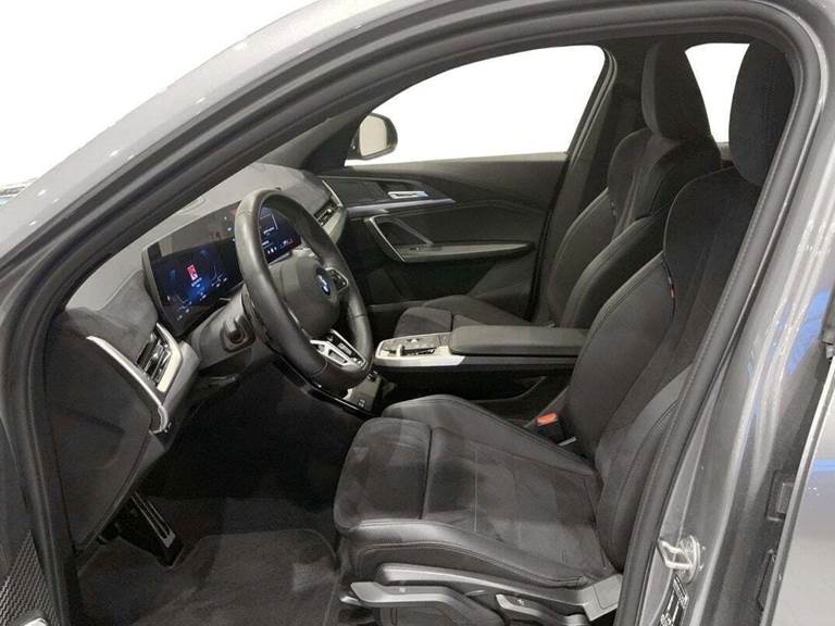 BMW iX2 eDrive20 M-Sport