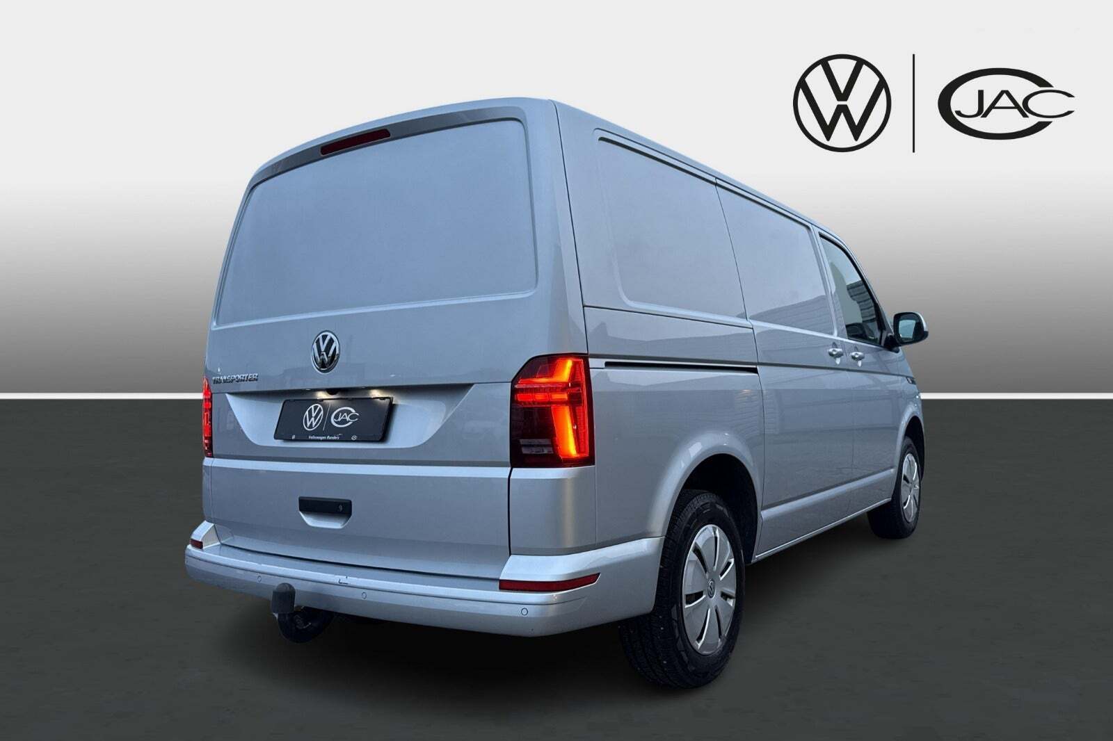 VW Transporter 2,0 TDi 150 Kassevogn DSG kort