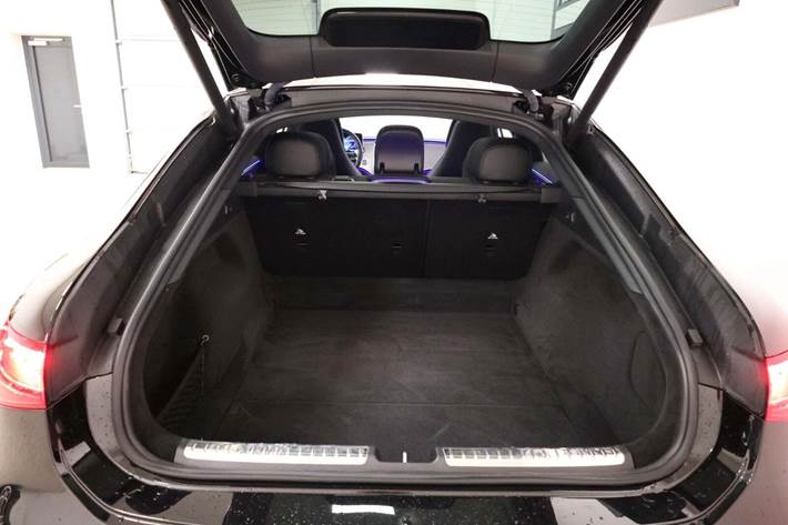 Sort Mercedes EQS450+ fra 2022