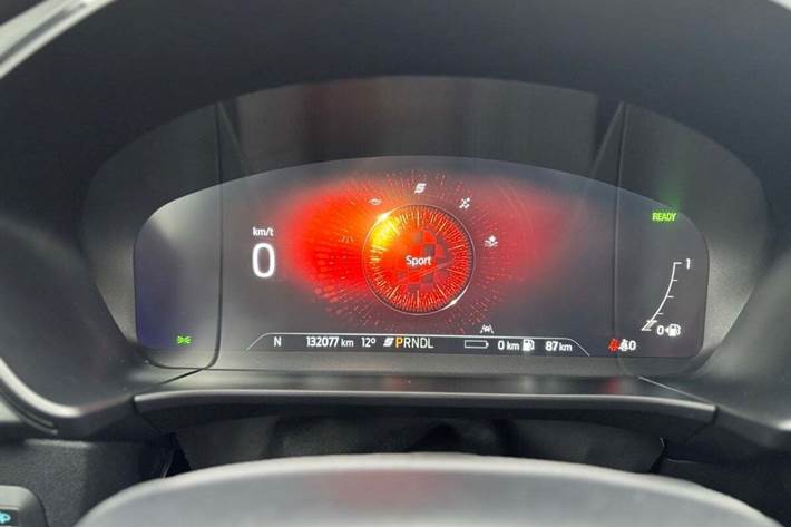 Sort Ford Kuga fra 2022