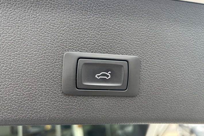 Hvid Audi A4 Allroad fra 2015