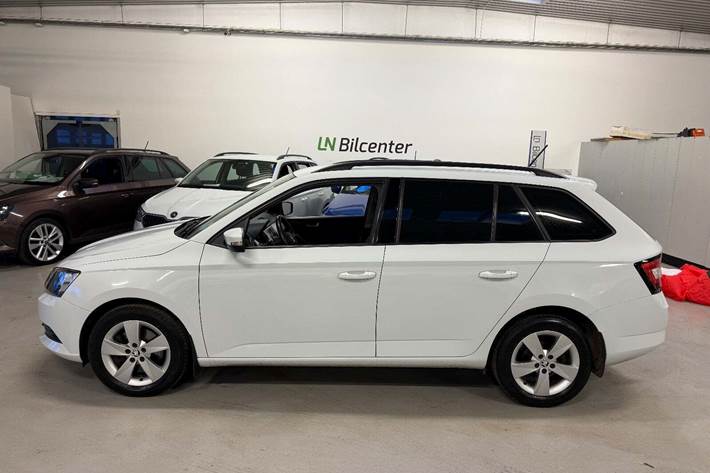 Hvid Skoda Fabia fra 2018