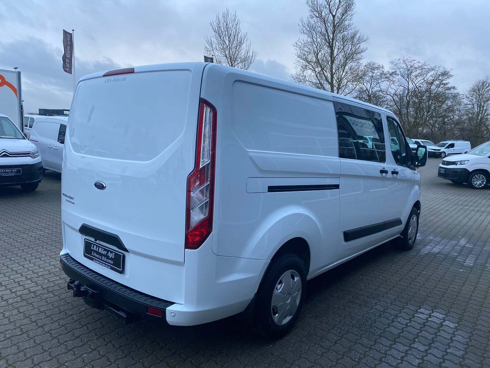 Hvid Ford Transit Custom 300 L2 fra 2023