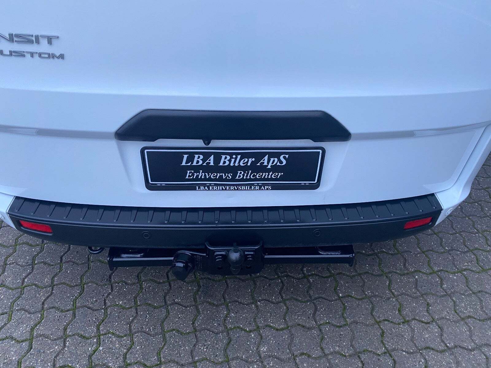 Hvid Ford Transit Custom 300L fra 2023