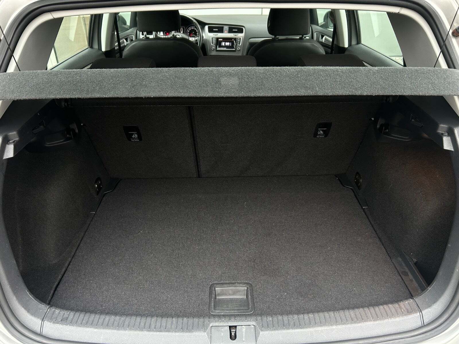 Sort VW Golf VII fra 2015